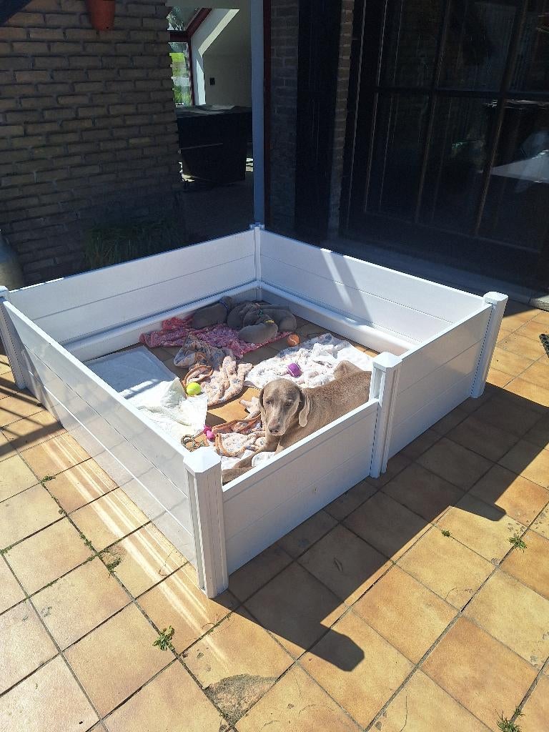 Werpbox voor puppy's, Ophalen, Zo goed als nieuw