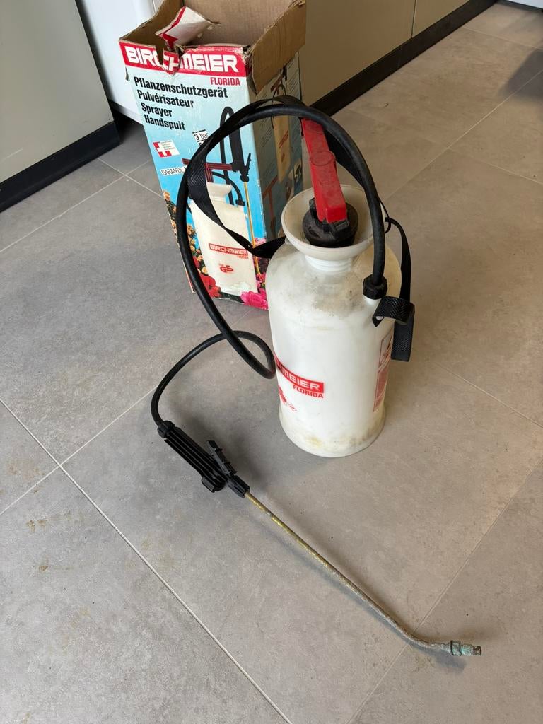 Tuinsproeiers, Tuin en Terras, Bestrijdingsmiddelen, Ophalen, Zo goed als nieuw