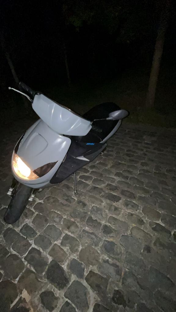 Peugoet vivacity 1, Vélos & Vélomoteurs, 49 cm³, Classe B (45 km/h), Enlèvement, Utilisé