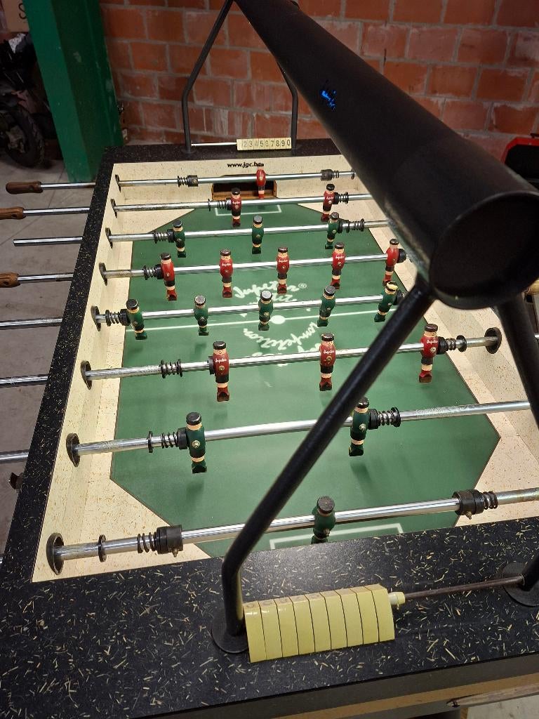 tafelvoetbal jupiter goldstar met lamp en schuine kanten, Enlèvement, Utilisé