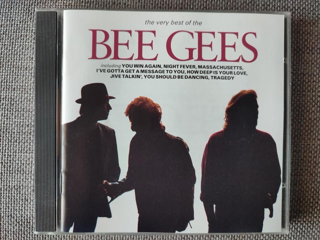CD : BEE GEES - THE VERY BEST OF THE BEE GEES, Ophalen of Verzenden, Zo goed als nieuw