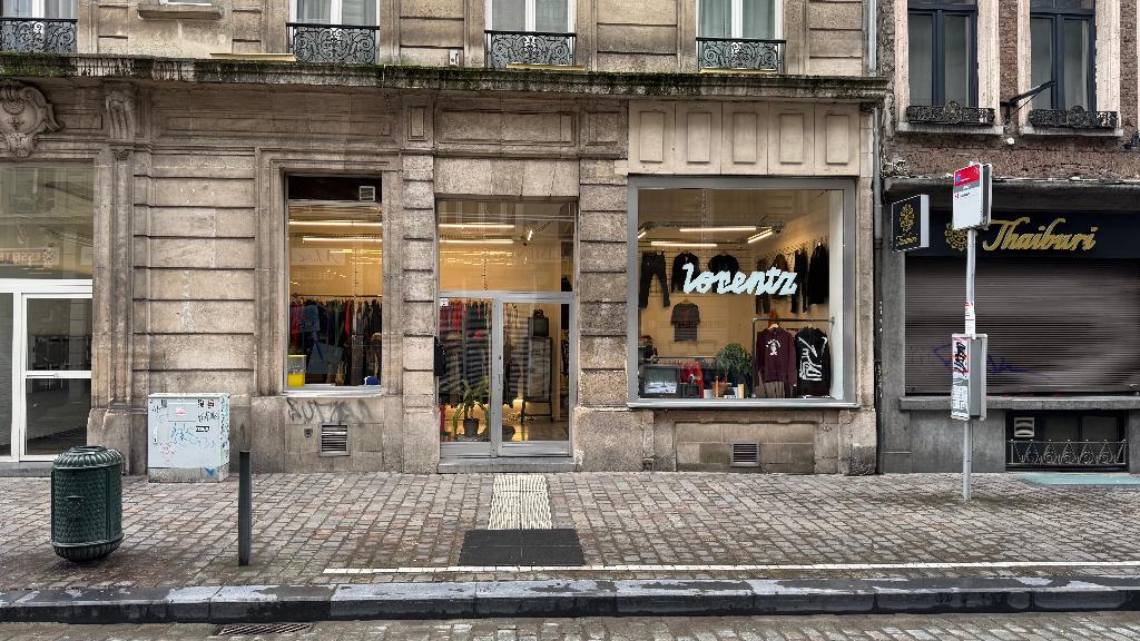 Fond de Commerce : Emplacement d'exception & loyer bas, Articles professionnels, Stock & Retail | Franchise, Revente & Distribution