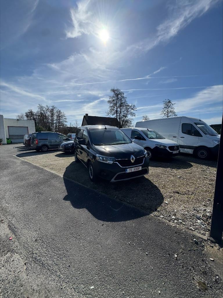 Renault kangoo 1.5 Blue dCi edition One, Auto's, Voorwielaandrijving, Zwart, 5 deurs, Overige carrosserie