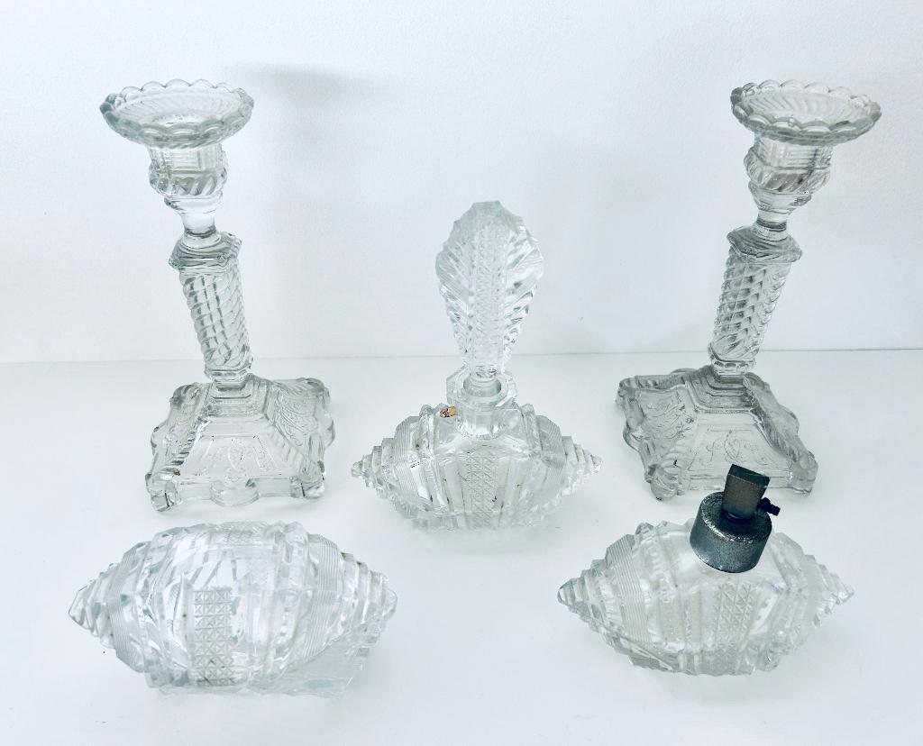 Val Saint Lambert ? Luxval ? - coffret - set de parfum -, Antiquités & Art, Envoi