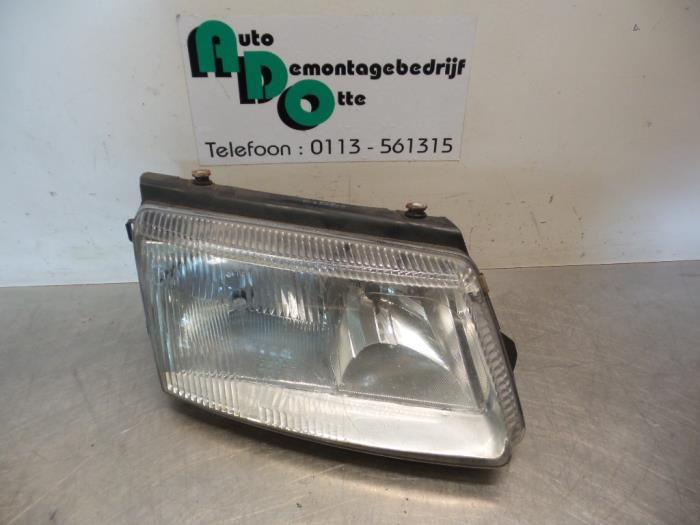 Koplamp rechts van een Volkswagen Passat (Passat 96-), Gebruikt, -, Volkswagen, -