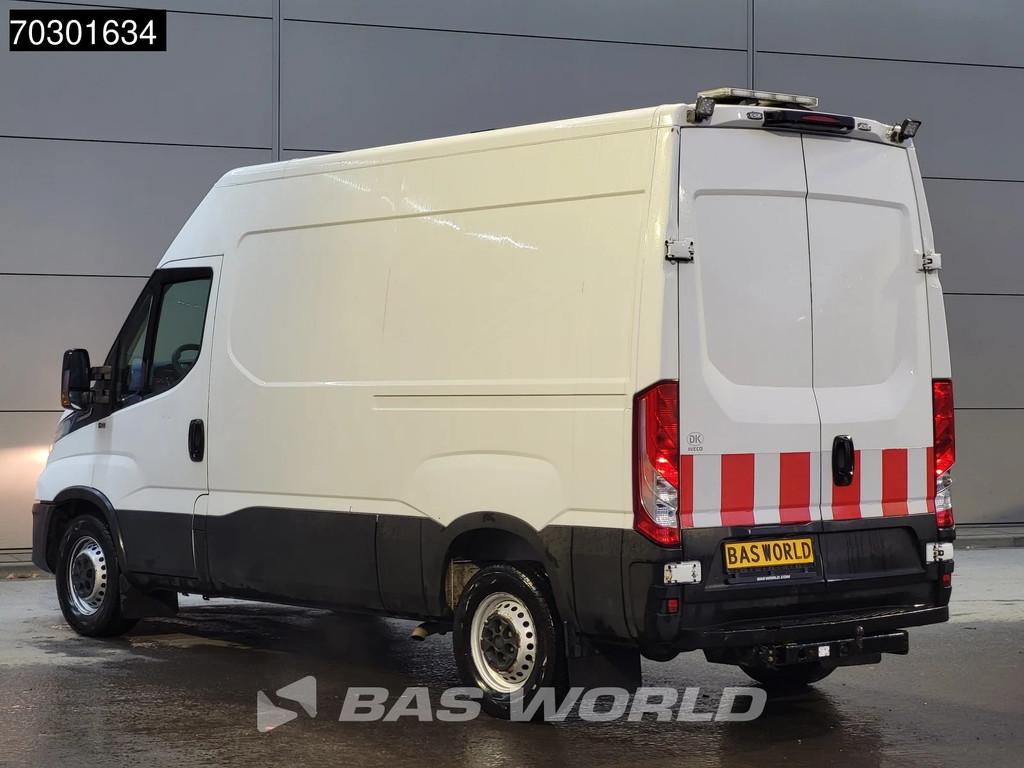 Iveco Daily 35S16 Automaat L2H2 3,5t Trekhaak ACC Navi Airco, Auto's, Bestelwagens en Lichte vracht, Automaat, Stof, Gebruikt