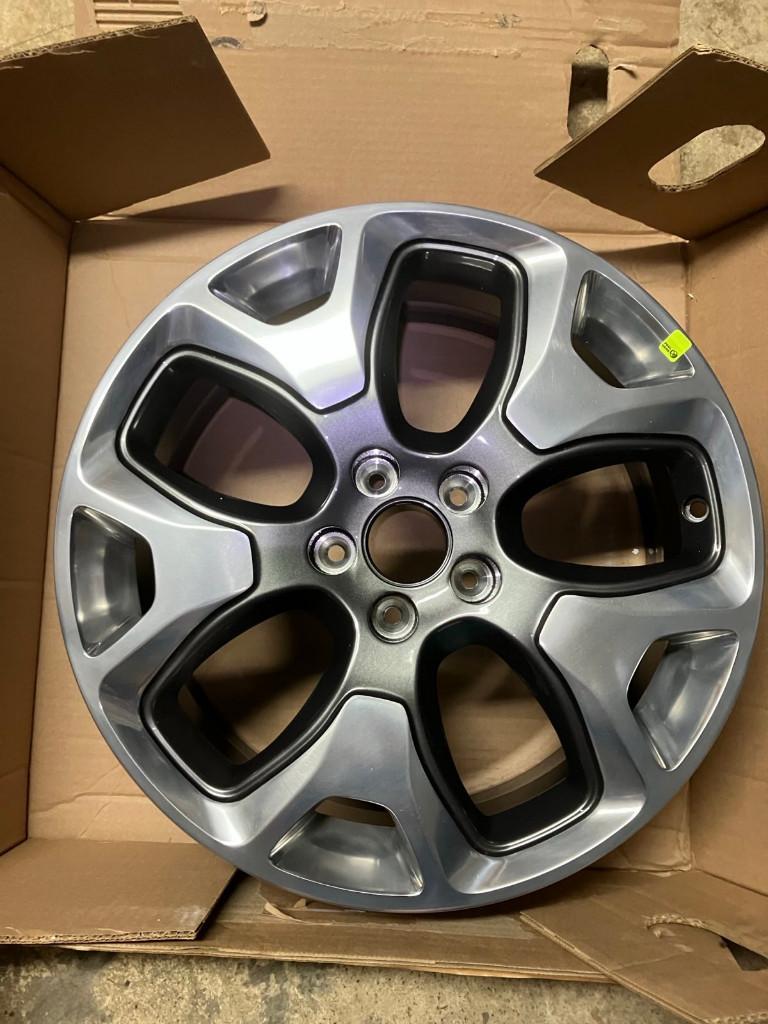 1 jante neuve 18x7.0J 40 MM (Jeep Compass 2017 - 2024), Autos : Pièces & Accessoires, Pneus & Jantes, Neuf, Véhicule de tourisme