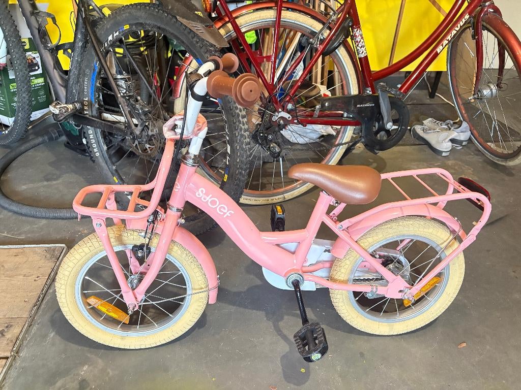 kinderfiets Sjoef Roze - 14 inch, Fietsen en Brommers, Ophalen, Zo goed als nieuw, Minder dan 16 inch, Sjoef