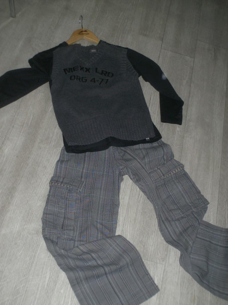 debardeur met 2 tshirts lange mouw en broekmaat 134/140, Zo goed als nieuw, Jongen, Ophalen, Mexx