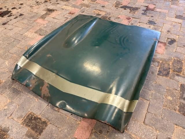 Triumph TR250-5-4-4A motorkap, Enlèvement