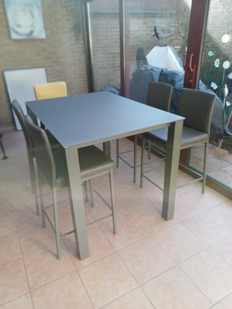 Hoge tafel met 4 stoelen, Huis en Inrichting, Tafels | Eettafels, Ophalen, 100 tot 150 cm, 50 tot 100 cm, Zo goed als nieuw