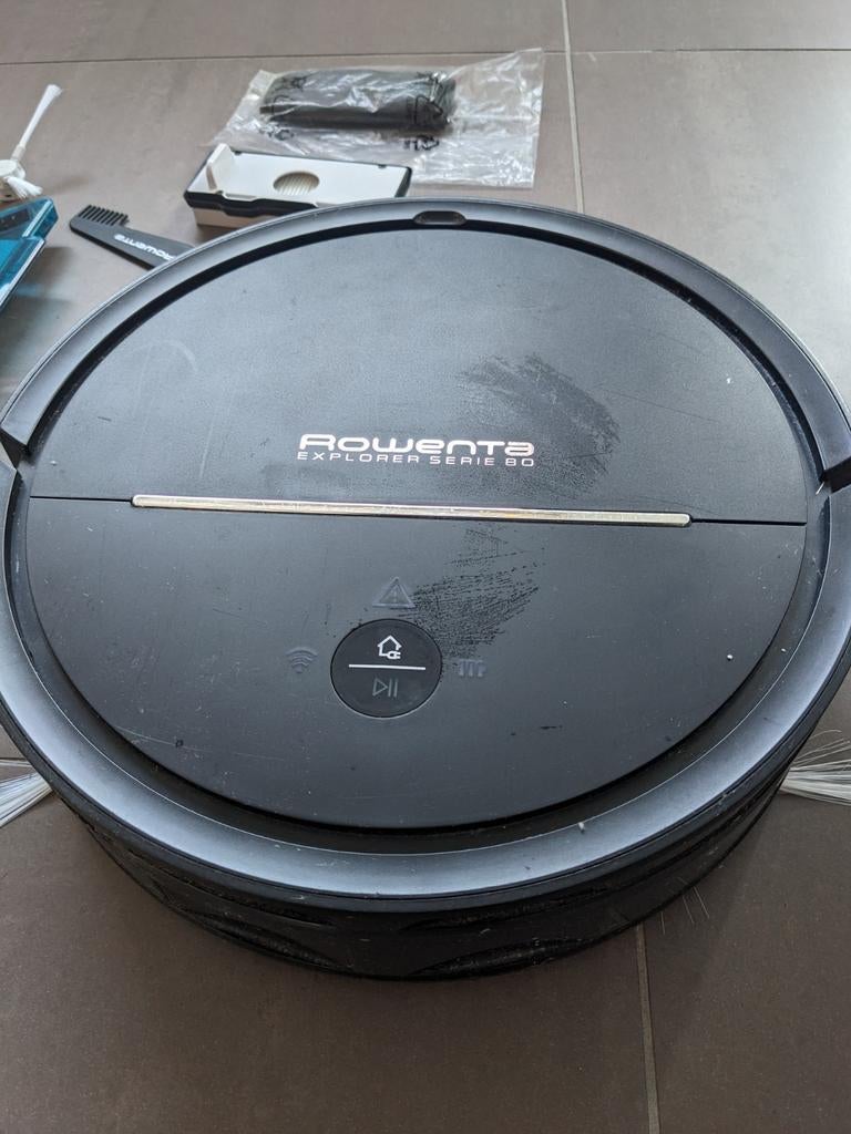 Robotstofzuiger Rowenta Explorer Serie 80, Elektronische apparatuur, Stofzuigers, Ophalen, Robotstofzuiger