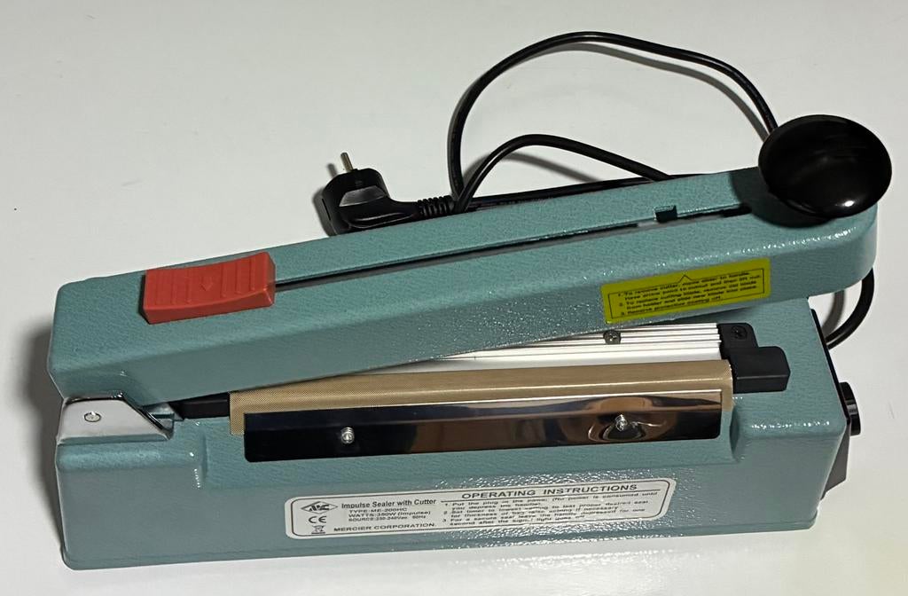 Sealtoestel voor plastic zakjes, handmatig met afsnijder, Elektronische apparatuur, Ophalen, Zo goed als nieuw
