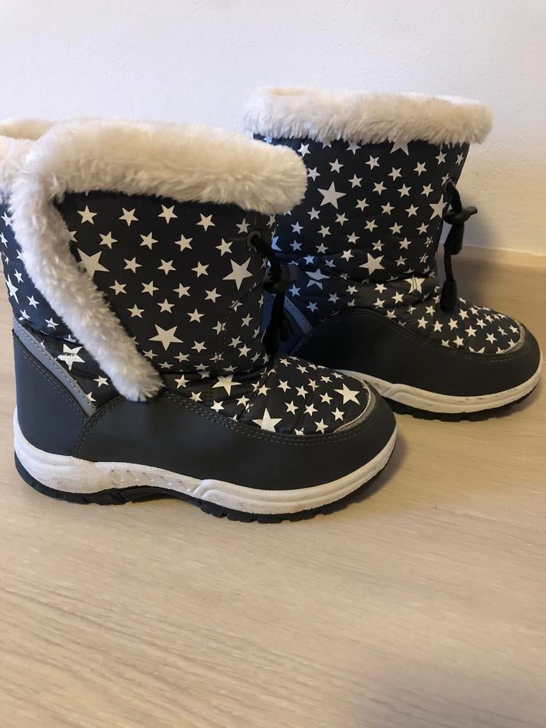 Bottes d'hiver Bottes de neige taille 31, jambe large., Enfants & Bébés, Enlèvement, Comme neuf