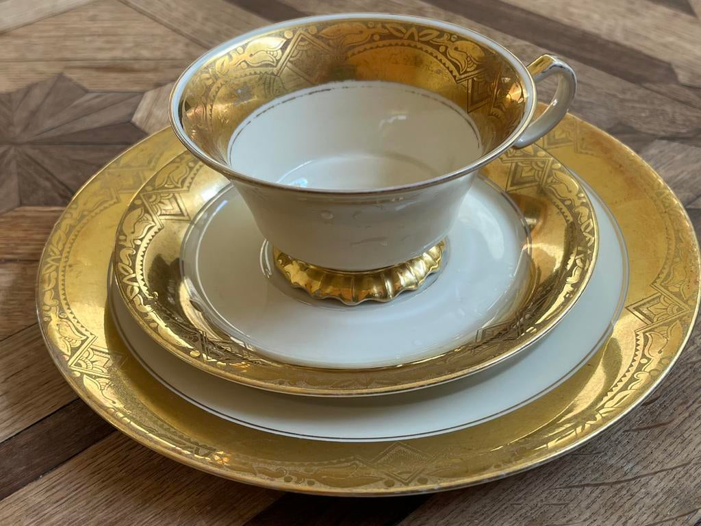 Tasse, soucoupe et assiette à dessert Hutschenreuther, Enlèvement