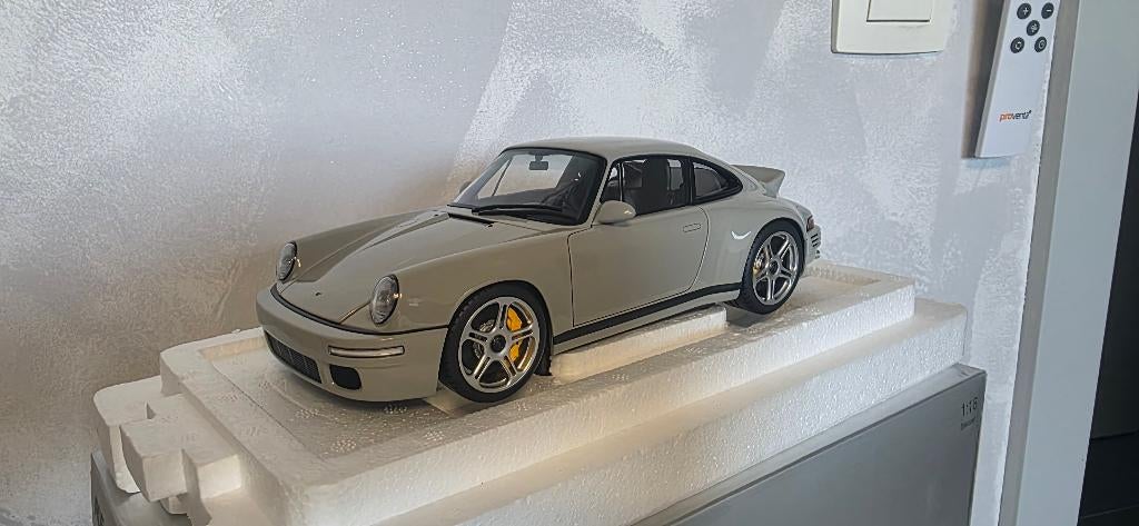 Porsche RUF SCR 911 (964) Gris craie 1:18 Presque réel, Enlèvement ou Envoi, Comme neuf, Voiture, Autres marques
