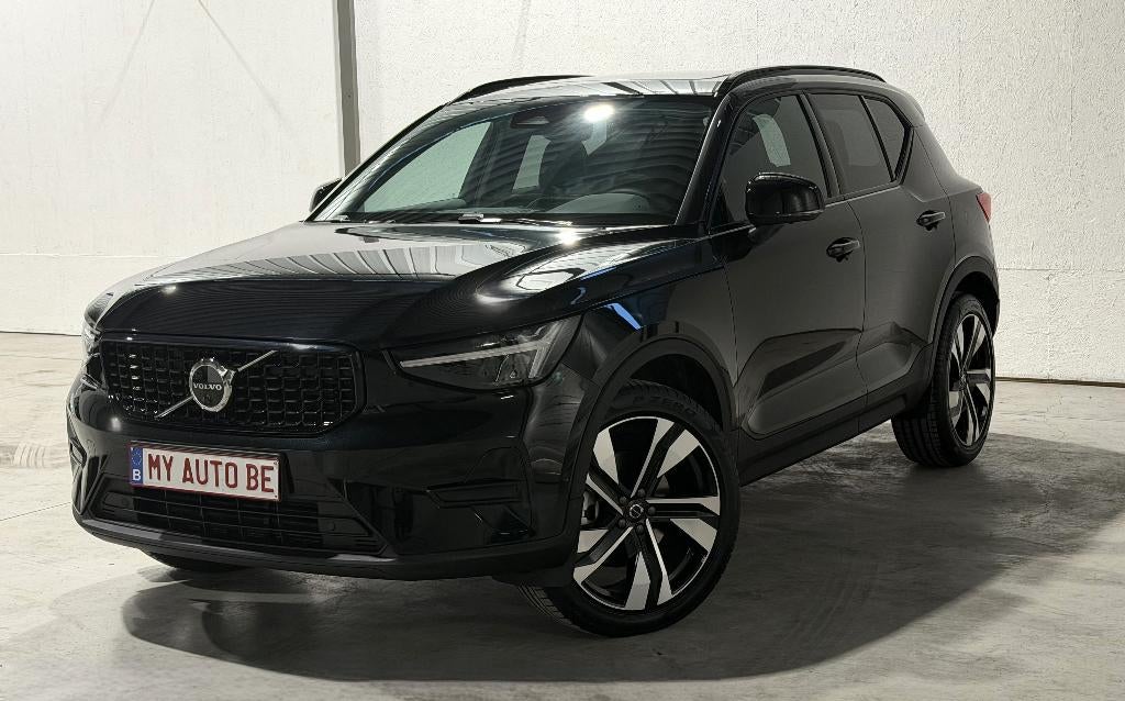**XC40 2.0 B3 MHEV Ultra Dark-garantie 24 MAANDEN **, Auto's, Volvo, Automaat, 4 deurs, 2220 kg, 4 cilinders