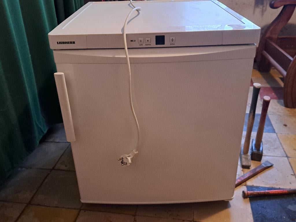 Diepvries, Elektronische apparatuur, Vriezers en Diepvrieskisten, Ophalen