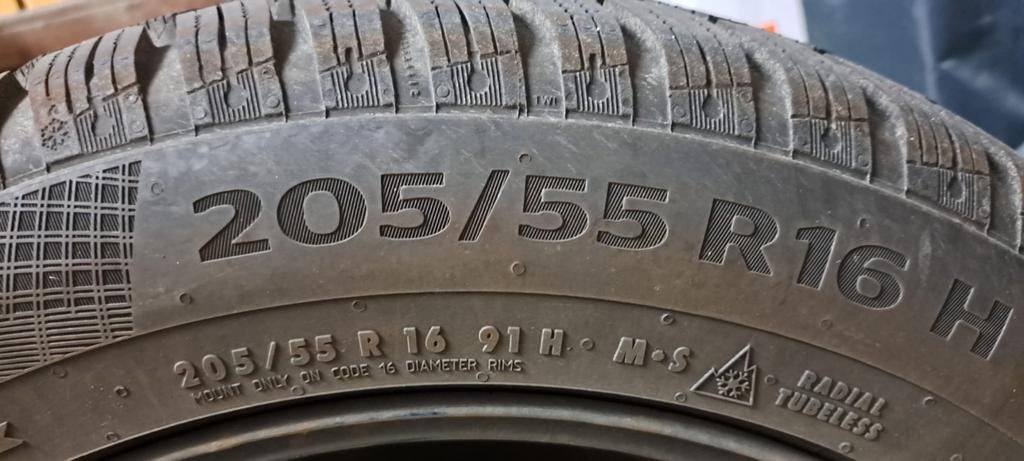 4 winterbanden op velgen, ContiWinterContact 205/55/16 91H, Auto-onderdelen, Banden en Velgen, Band(en), Overige, Overig, Ophalen