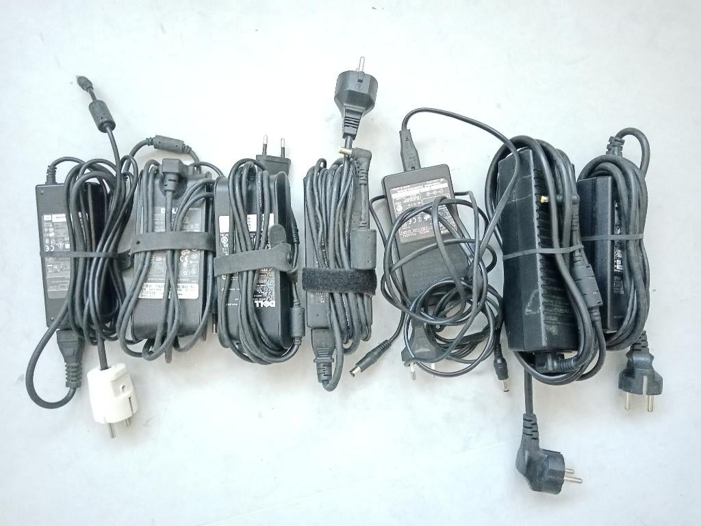Chargeurs Adaptateurs Secteurs PC Portable originales, Informatique & Logiciels, Chargeurs d'ordinateur portable, Utilisé, Enlèvement ou Envoi