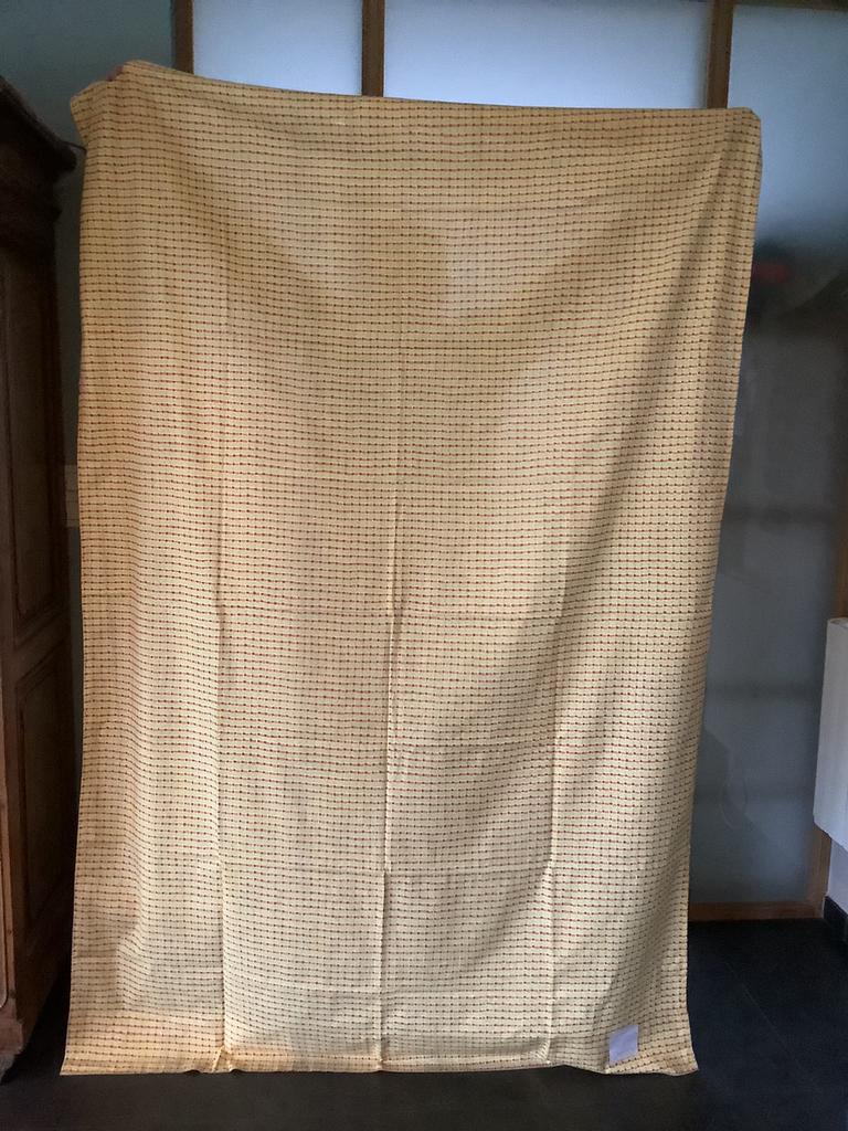 Jolie tenture colorée Ht 214 cm largeur 142 cm, Maison & Meubles, Enlèvement ou Envoi, Utilisé, Jaune