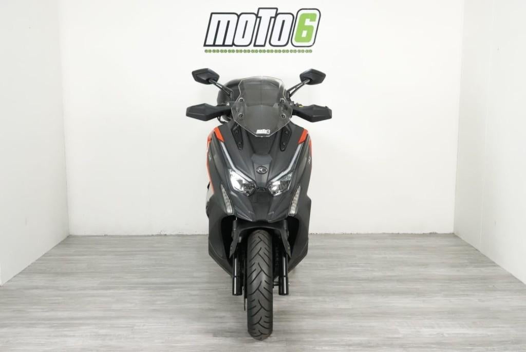Kymco DTX 360 met topkoffer - foto 3