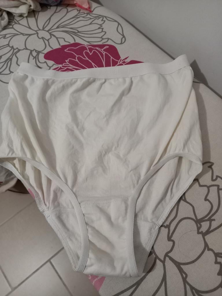 8 zwangerschapsslips Ten Cate, maat L, +- maat 40 a 42, Vêtements | Femmes, Ten Cate, Enlèvement, Taille 42/44 (L), Blanc