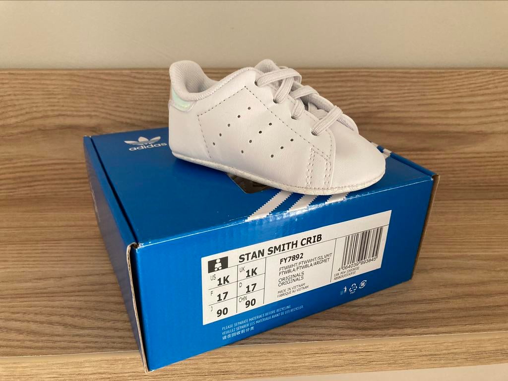 Adidas Stan Smith Crib *Nieuw* maat 17, Enfants & Bébés, Vêtements de bébé | Chaussures & Chaussettes, Neuf, Adidas, Enlèvement ou Envoi