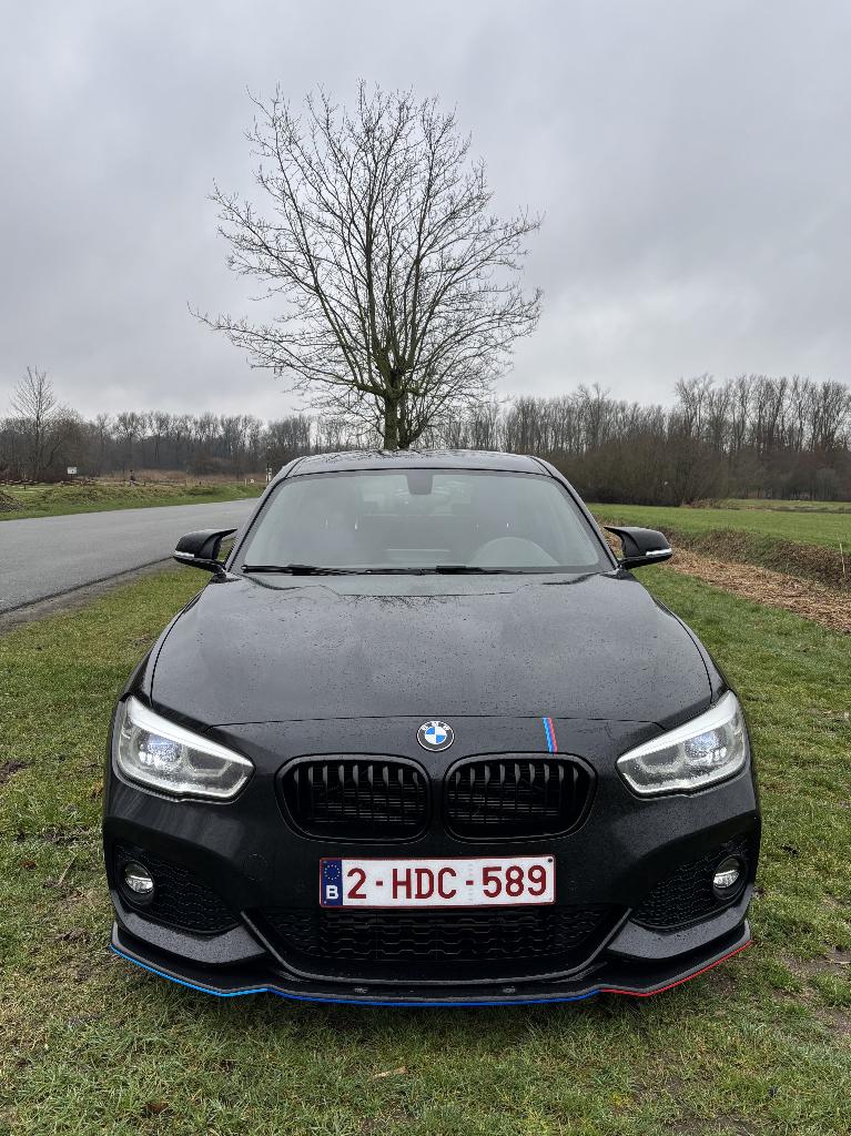 BMW 118i M / HARMAN KARDON / APPLE CARPLAY, 100 kW, Achat, Euro 6, Alcantara