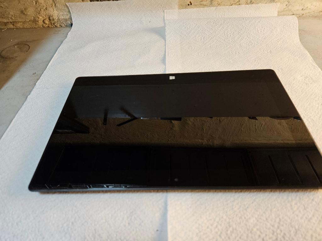 Surface Pro 2 Windows PC pour pièces, Informatique & Logiciels, Ordinateurs portables Windows, Enlèvement, Utilisé, 10 pouces ou moins