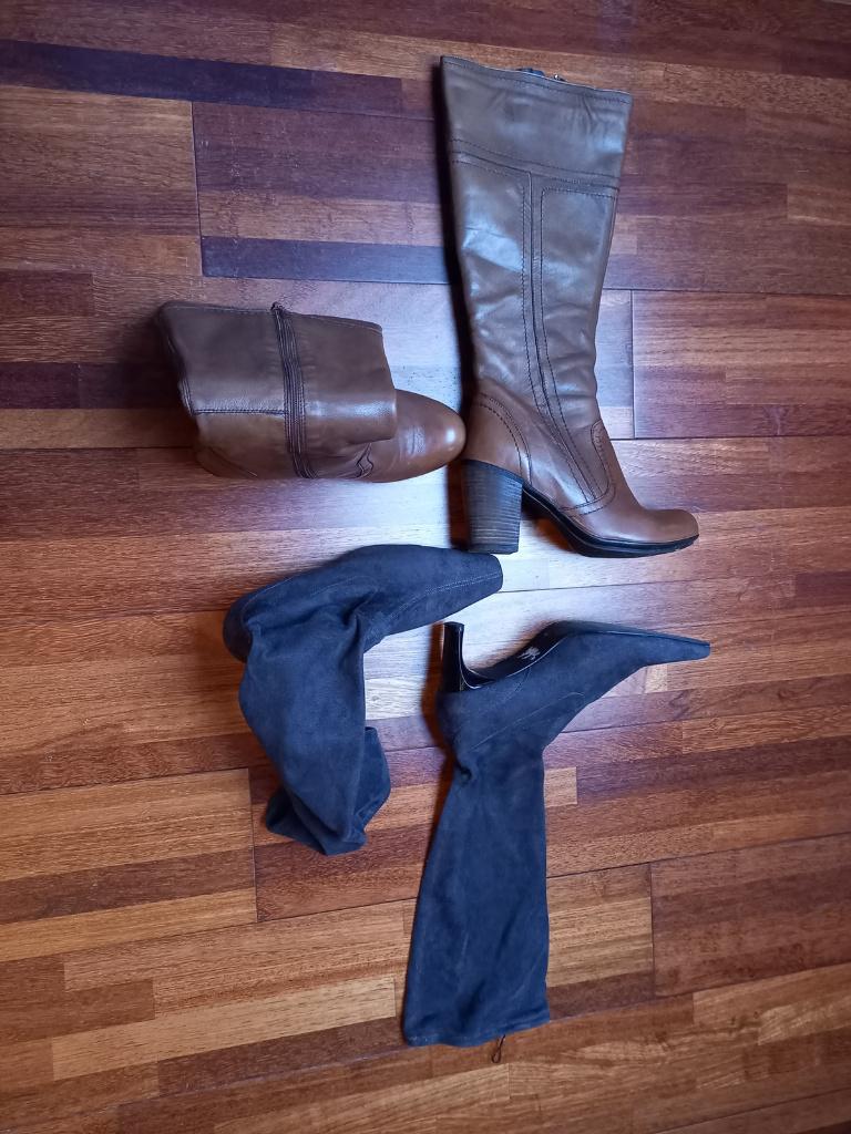 2 paar laarzen - 5 euro per paar, Kleding | Dames, Ophalen, Hoge laarzen, Bruin, Zo goed als nieuw