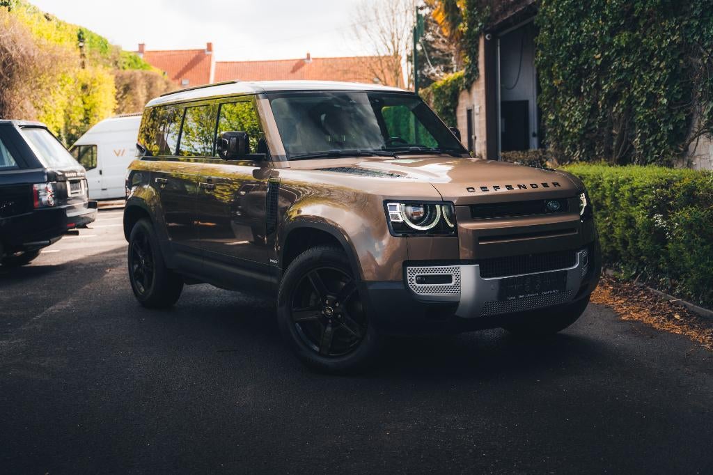 Land Rover Defender 110 3.0 SE //LUCHTVERING//PANO//EX BTW, Auto's, Land Rover, Automaat, Bruin, https://public.car-pass.be/vhr/1ad69128-94dd-4b6e-a10b-186b59bfe105