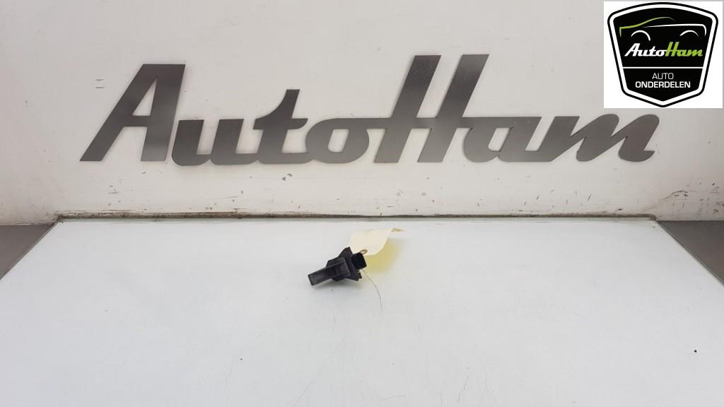 AUTORADIO Audi A4 Cabrio (B7) (01-2002/03-2009), Autos : Pièces & Accessoires, Autres pièces automobiles, Audi, Utilisé