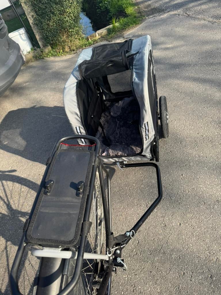 Fiets en wandelkar voor middel grote hond, Dieren en Toebehoren, Honden-accessoires, Ophalen, Zo goed als nieuw