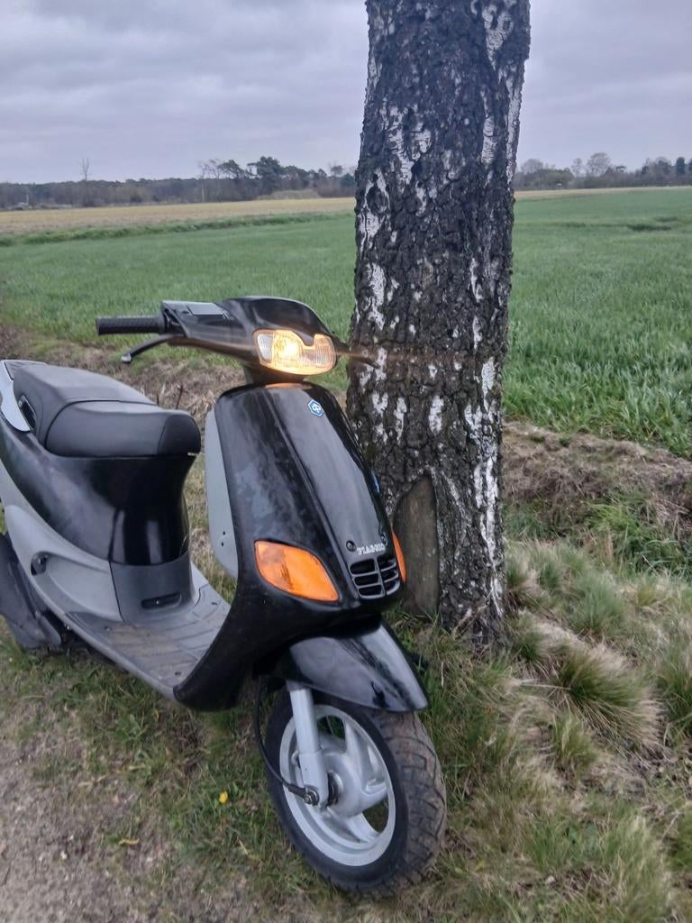 Piaggio zip type 2 b klasse, Fietsen en Brommers, Scooters | Piaggio, Zip, Ophalen