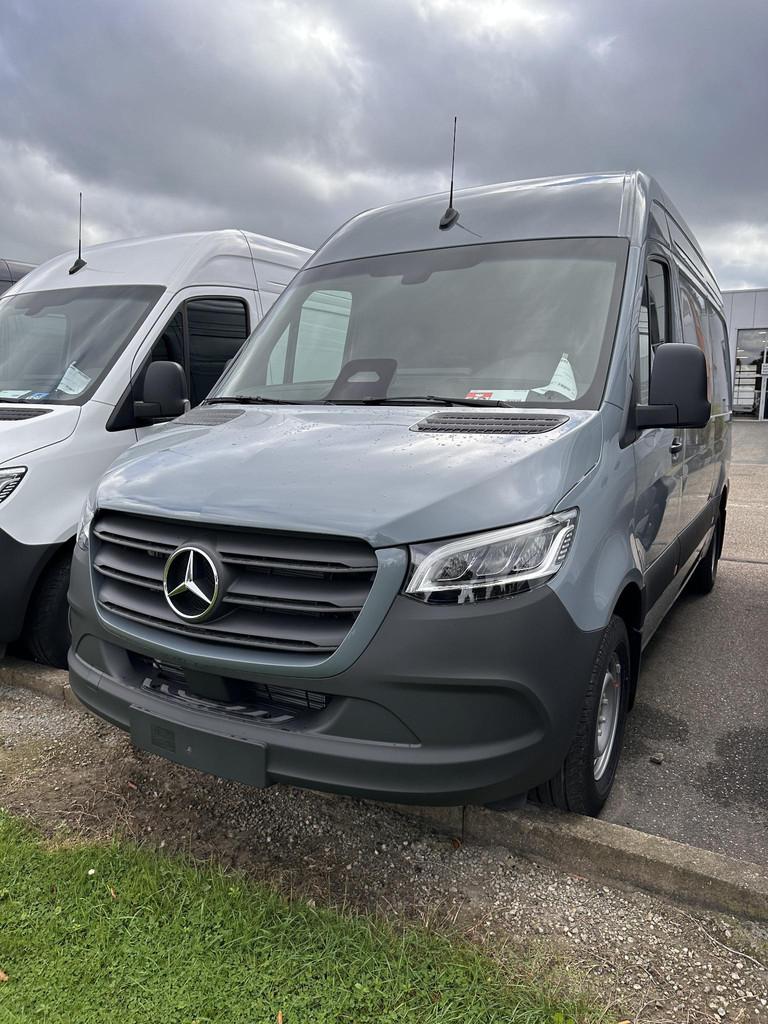 Mercedes-Benz Sprinter 319 CDI GB L2 RWD 9G-TRONIC 3.5T, Auto's, Bestelwagens en Lichte vracht, Automaat, 4 deurs, Euro 6, 4 cilinders