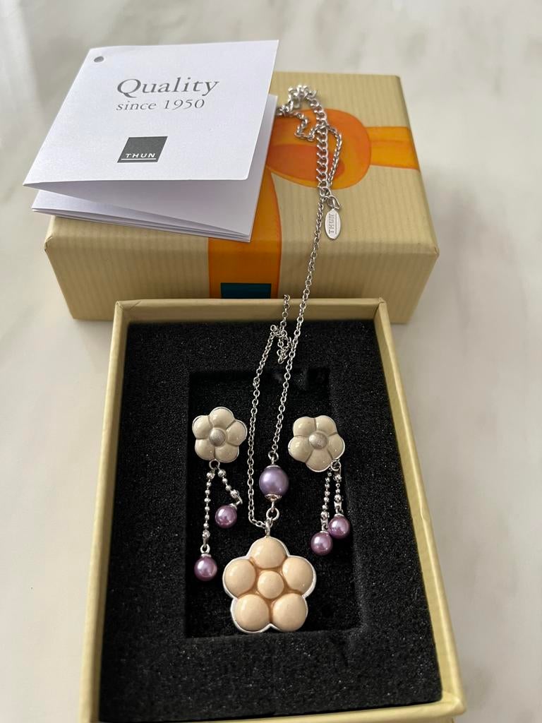 Zilverklurige ketting oorbellen thun, Enlèvement ou Envoi, Comme neuf, Beige, Pendantes