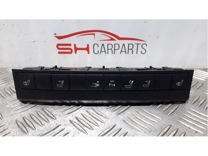 Stoelverstellings Schakelaar van een Mercedes E-Klasse, Auto-onderdelen, Interieur en Bekleding, Gebruikt, -, Ophalen of Verzenden