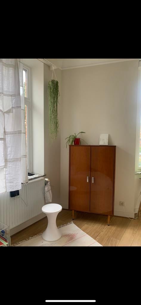 Petite armoire année 70