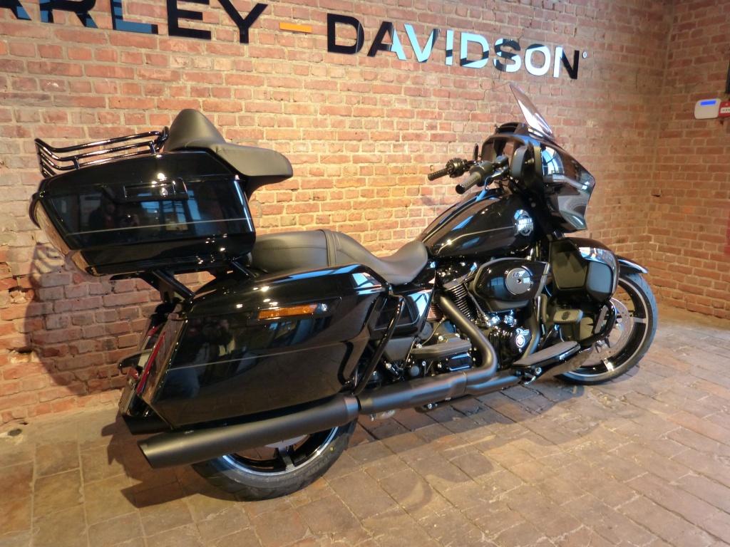 Harley-Davidson TOURING FLHXU Street Glide Ultra, Contrôle de traction, Entreprise, Plus de 35 kW, 1923 cm³