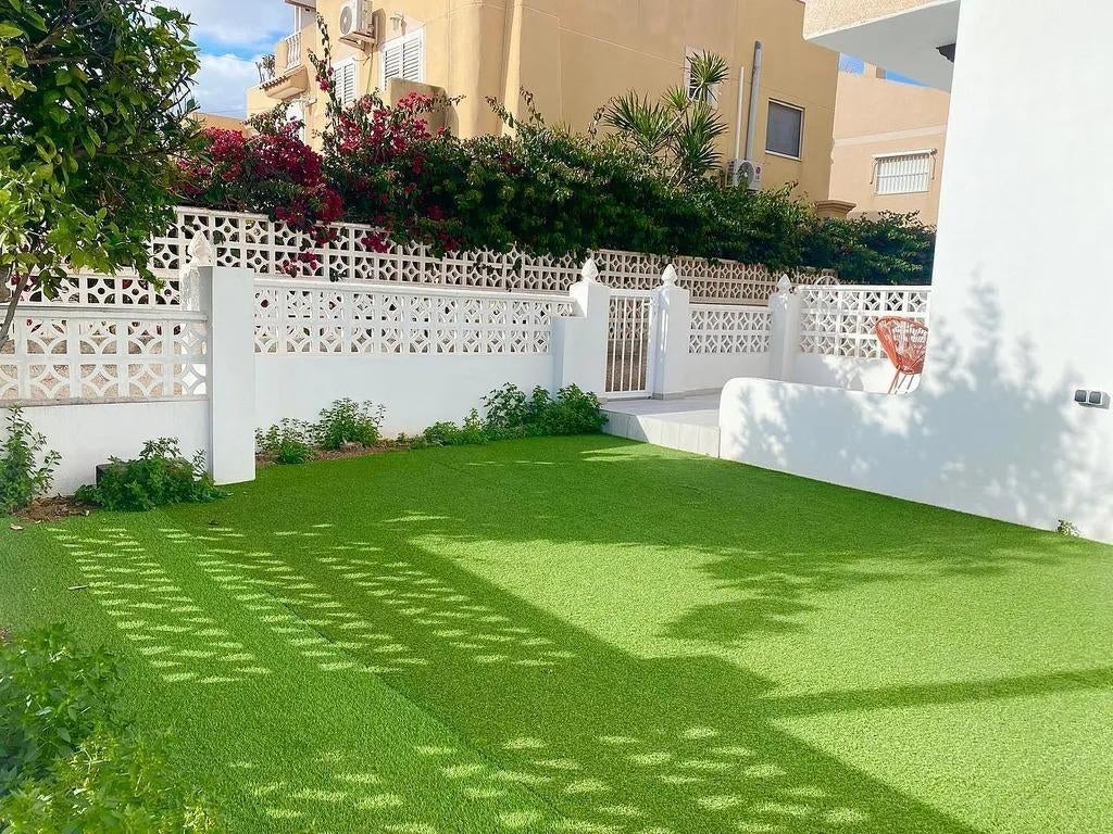 Maison rénovée à vendre avec jardin à Torrevieja., 40 m², Torrevieja, 1 pièces, Appartement