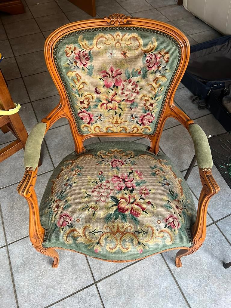 Antiquité fauteuil ancien style louis XV, Enlèvement