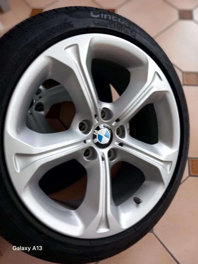 Bmw 18' velgen 225-45-18  4 Pirelli Run platte zomerbanden, Auto-onderdelen, Banden en Velgen, Ophalen, 18 inch, Nieuw, Band(en)