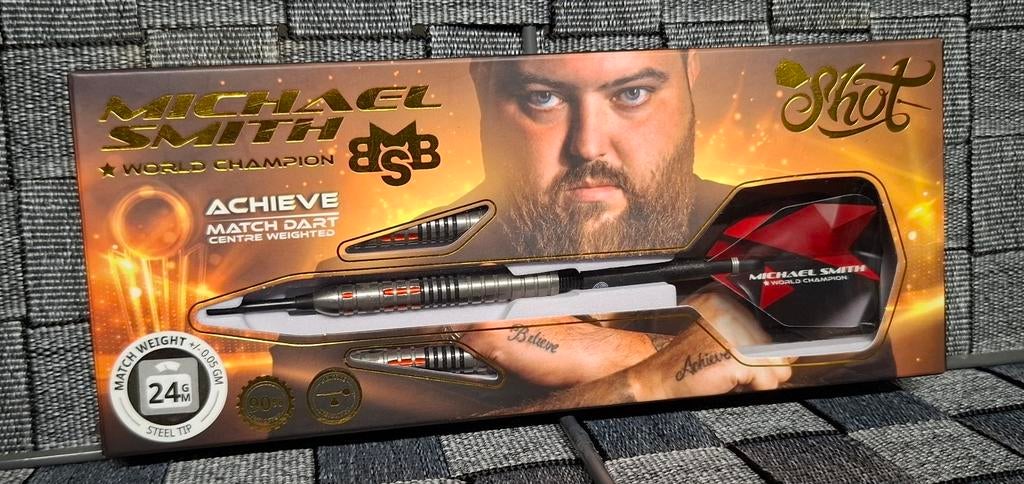 Te ruil : 24 grams achieve michael smith voor 22 gram, Sport en Fitness, Darts, Ophalen, Pijlen