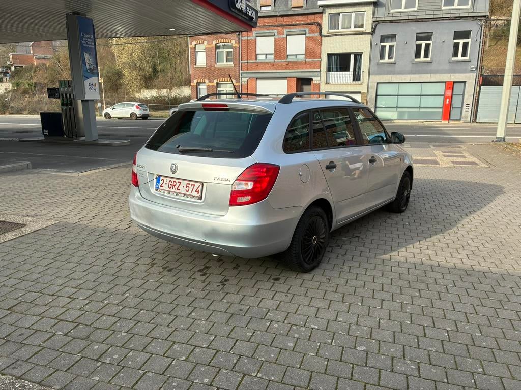 Skoda fabia 2014, Autos, Achat, Boîte manuelle, Noir, 5 portes