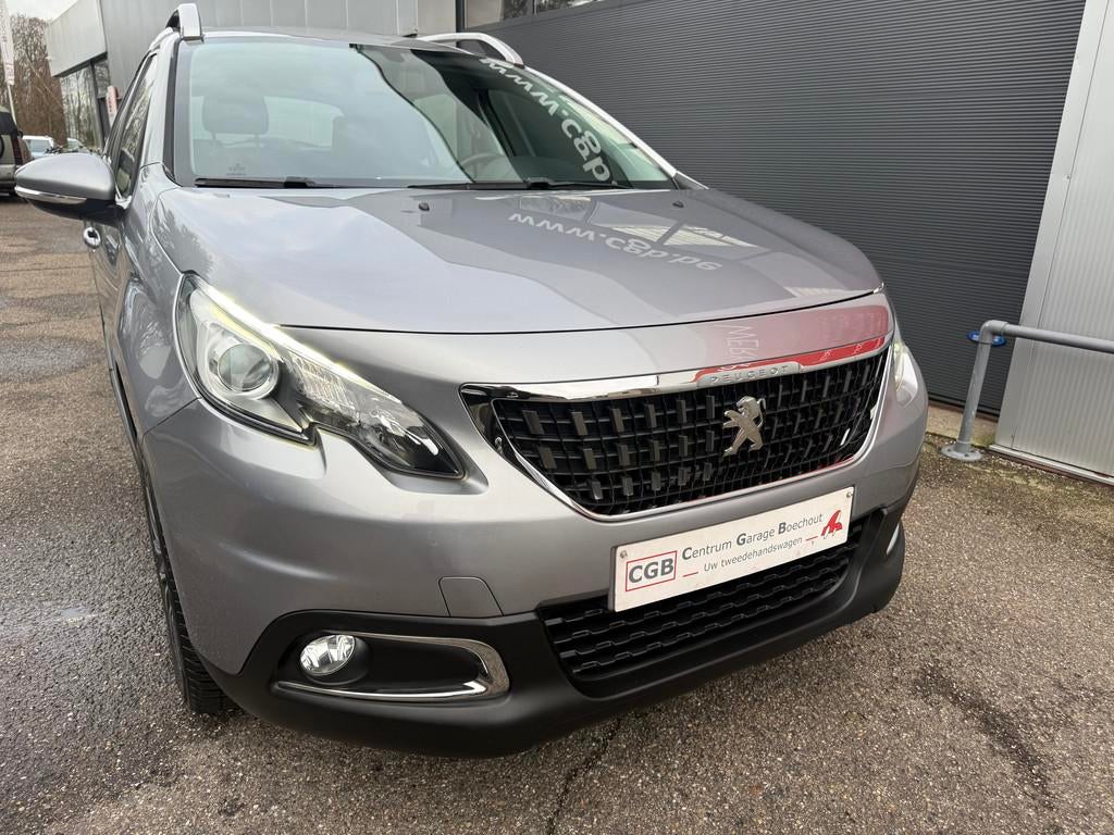 Peugeot 2008 12PureTech 83pk ACTIVE CARPLAY NAVI, Autos, Peugeot, Argent ou Gris, Achat, Euro 6, 5 portes