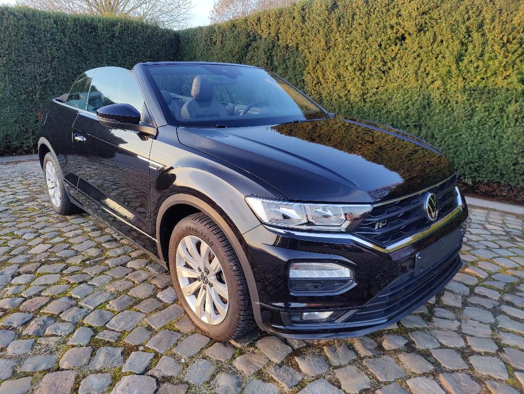 Volkswagen T-Roc Cabriolet 1.5 TSI R-Line OPF DSG, Autos, Volkswagen, https://public.car-pass.be/vhr/eefbbe83-1143-4531-af34-ed50f708b289?lang=nl