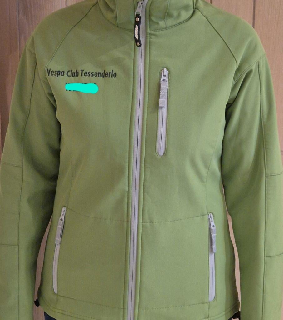 Veste softshell verte Vespa club Looi pour femme taille S, Vélos & Vélomoteurs, Scooters | Vespa, Enlèvement ou Envoi