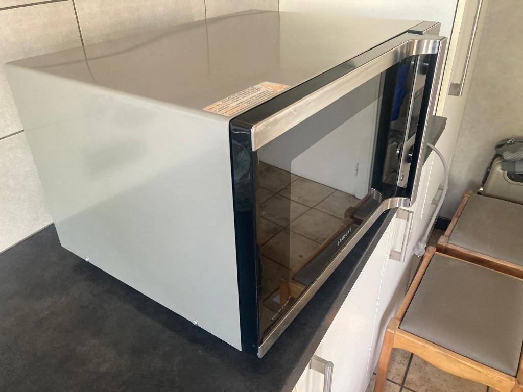 Combi microgolf oven, Elektronische apparatuur, Microgolfovens, Ophalen, Zo goed als nieuw, Vrijstaand, Combi-microgolfoven