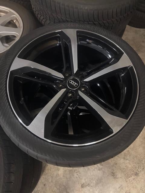 Occasie zomersets Audi-Bmw-Volvo-Porsche-Range Rover, Auto-onderdelen, Banden en Velgen, Ophalen, Overige maten, Zomerbanden, Velg(en)